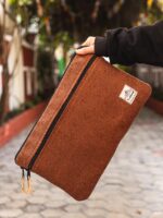 Brown laptop sleeve for eco-enthusiasts