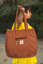 Sustainable style tote